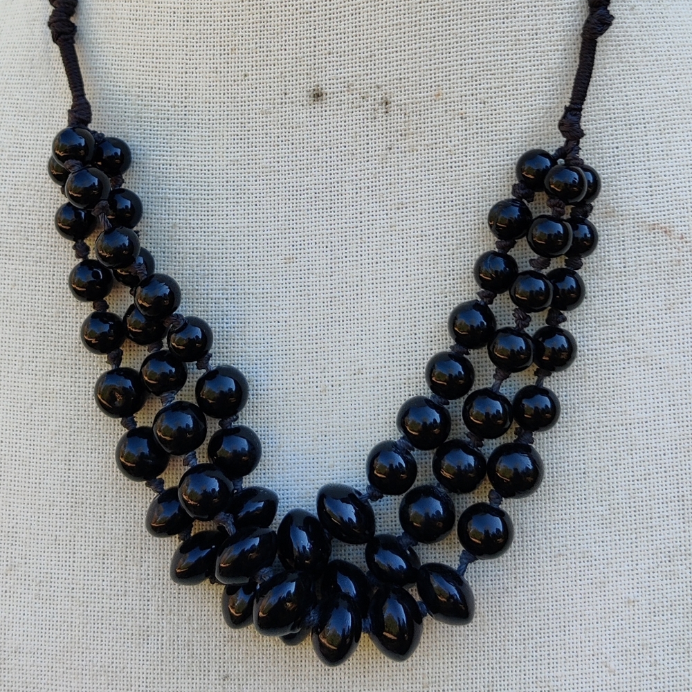 Black onyx healing/protection necklace - Picture 2 of 9